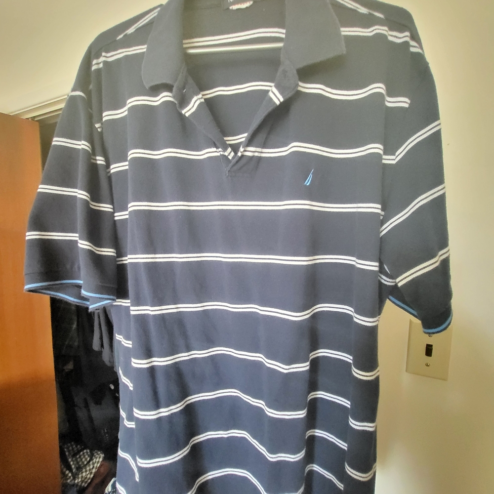 Nautica Men's Polo Shirt in Navy and White Stripes